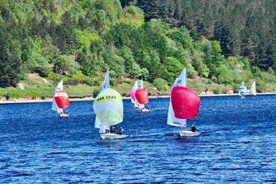 Flying Fifteens at Dovestone Sailing Club